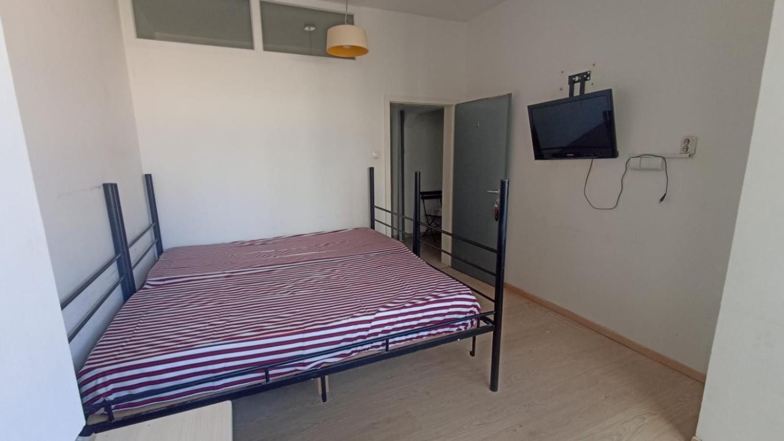 Newborn Comfort Hostel The Biggest Hostel Of Town With Best Location Priştine Dış mekan fotoğraf