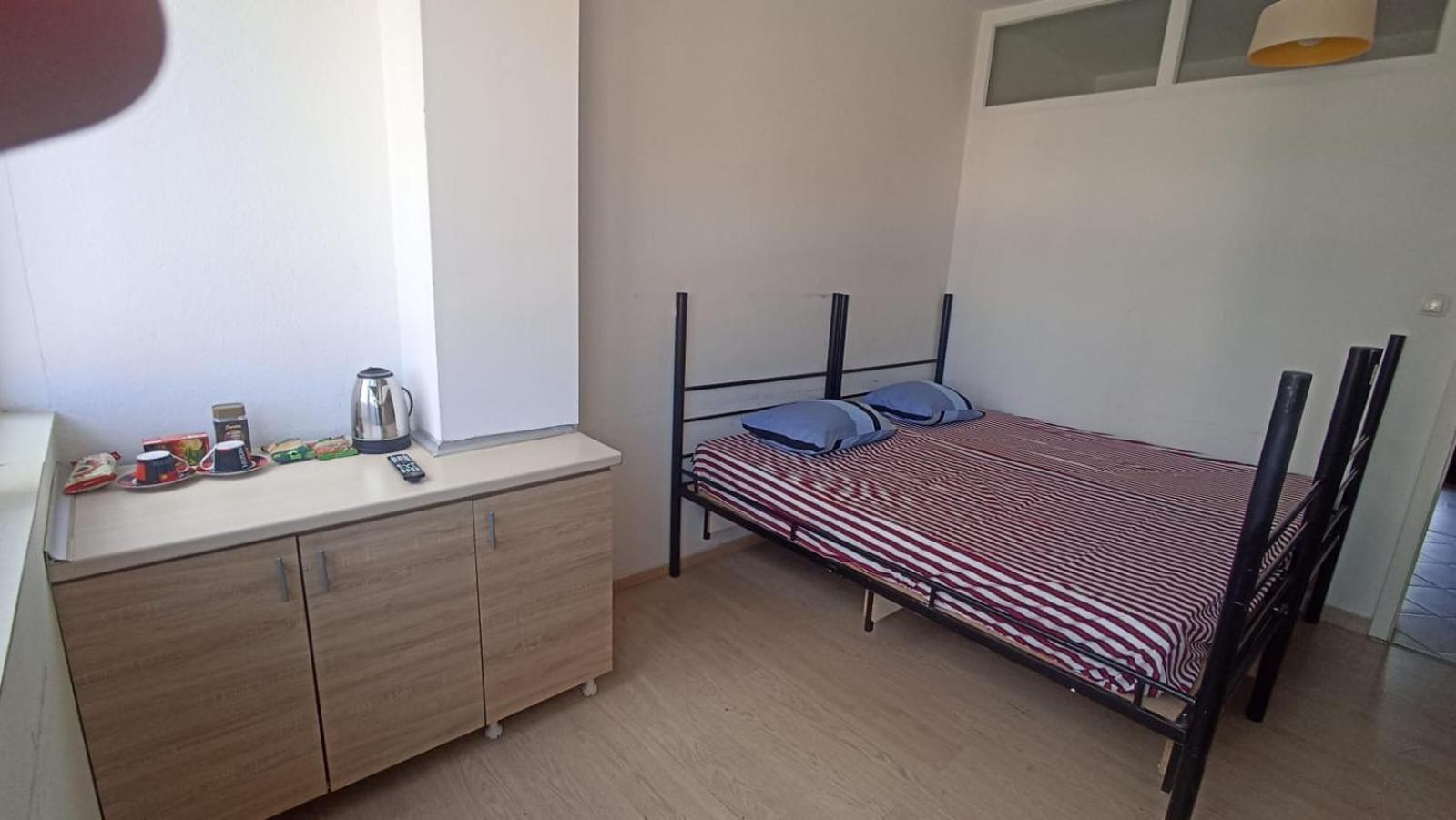 Newborn Comfort Hostel The Biggest Hostel Of Town With Best Location Priştine Dış mekan fotoğraf