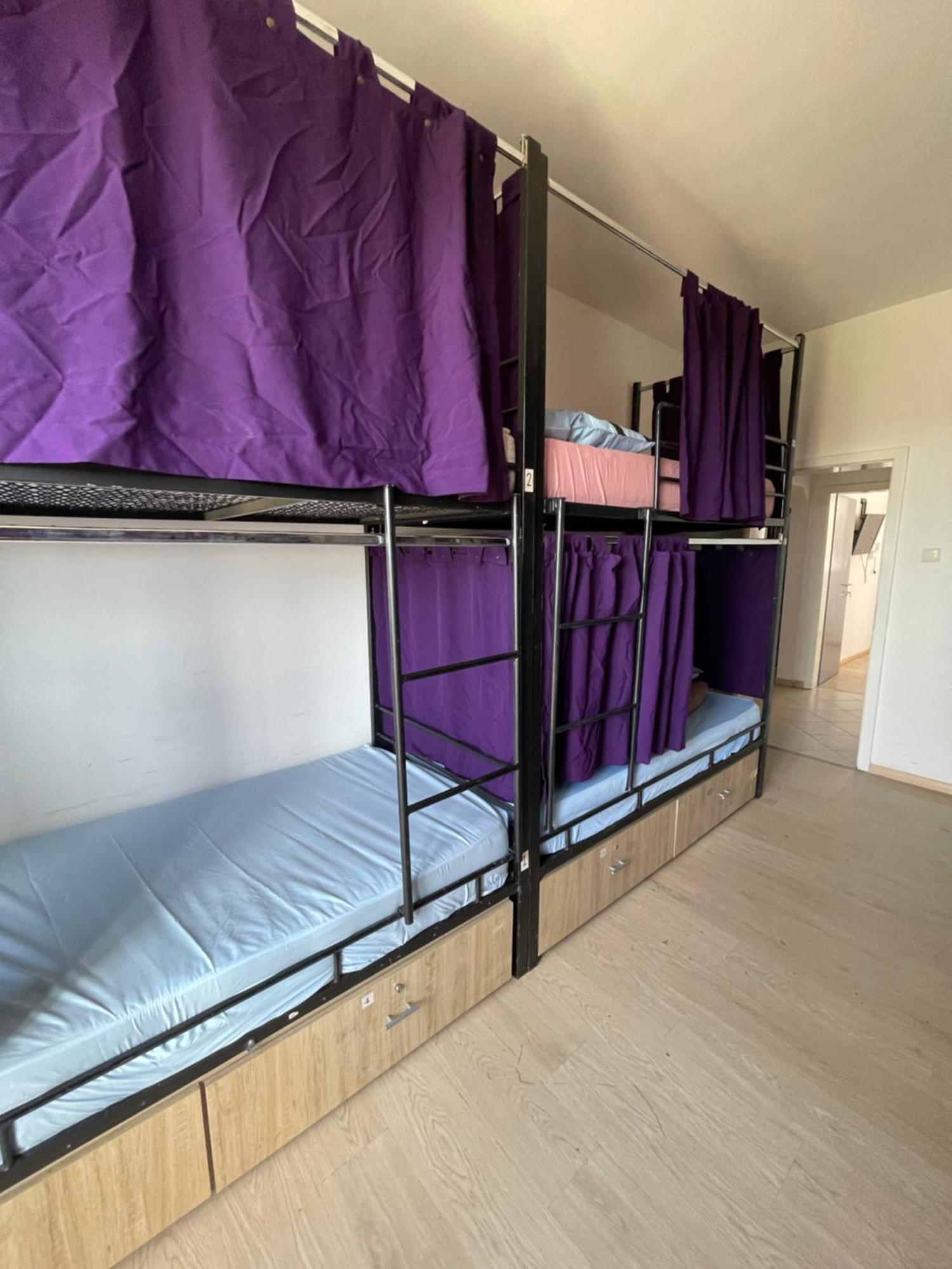 Newborn Comfort Hostel The Biggest Hostel Of Town With Best Location Priştine Dış mekan fotoğraf